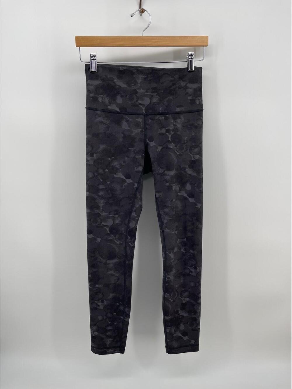 Lululemon Align Leggings Women’s Size 6 Gray‎ Black Camo Yoga Pants